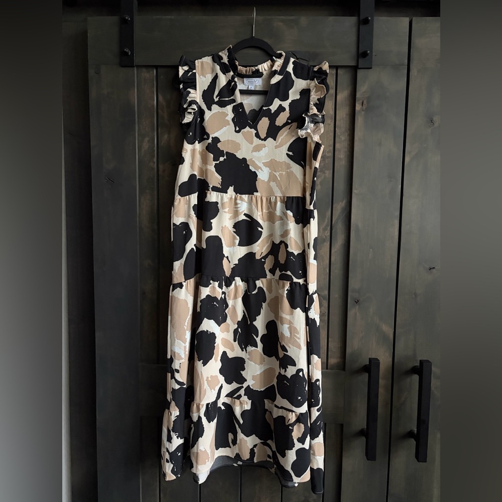 Mud Pie Black and Tan Midi Dress NWOT